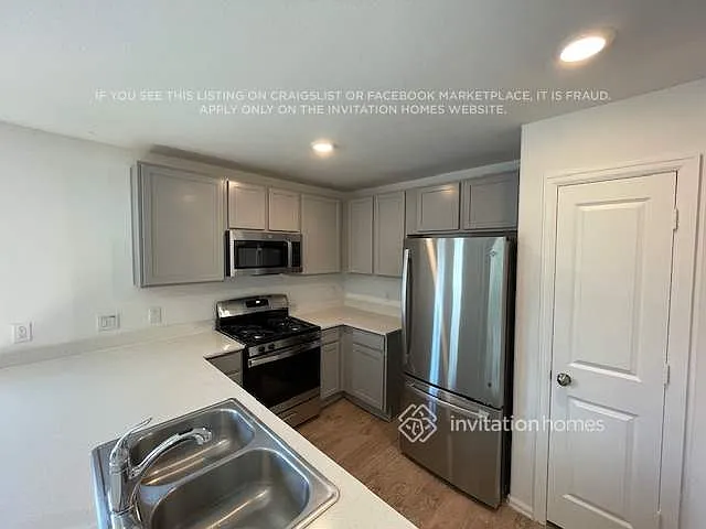 24019 Laurel Farms Dr — Photo 3