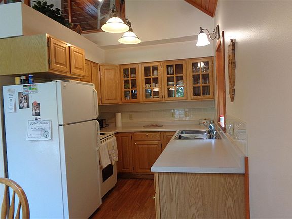 5th image of N4660 Moraine Ln