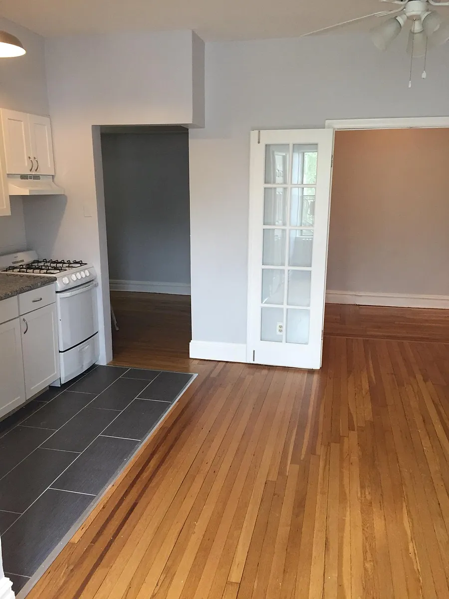 Building Photo - 821 Bergen Ave #C14