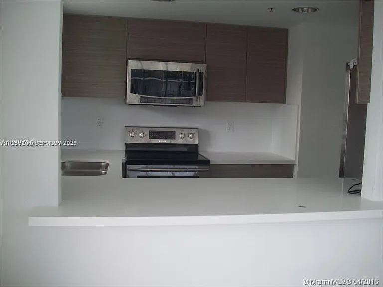 1402 Brickell Bay Dr #1103 — Photo 5