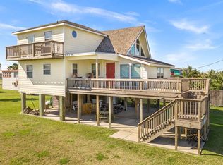 309 Driftwood Ct, Surfside Beach, TX 77541