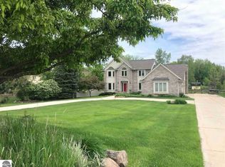 35525 7 Mile Rd, Livonia, MI 48152