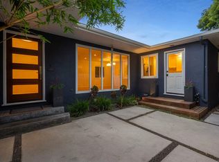 3233 Washington St, Alameda, CA 94501