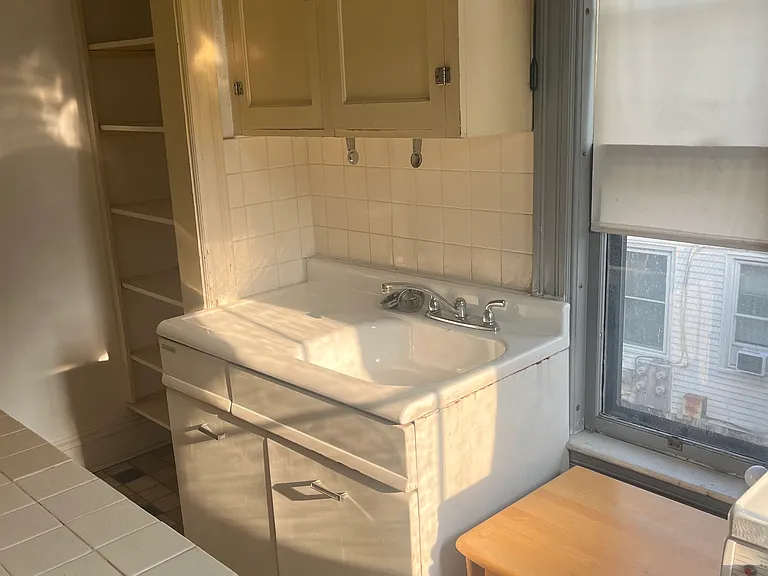 59 N Prospect St #61-2 — Photo 3