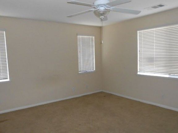 5th image of 42359 Wyandotte St