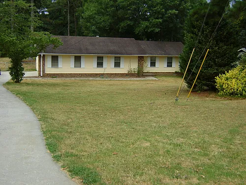 2069 McDaniels Bridge Rd SW Photo 1