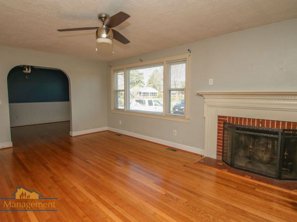 2506 Seaford Rd, Seaford, VA 23696