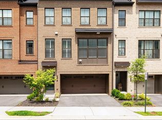 6230 Almerico Pl, Alexandria, VA 22312
