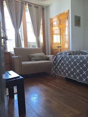 Rented by AJ Clarke | media 34