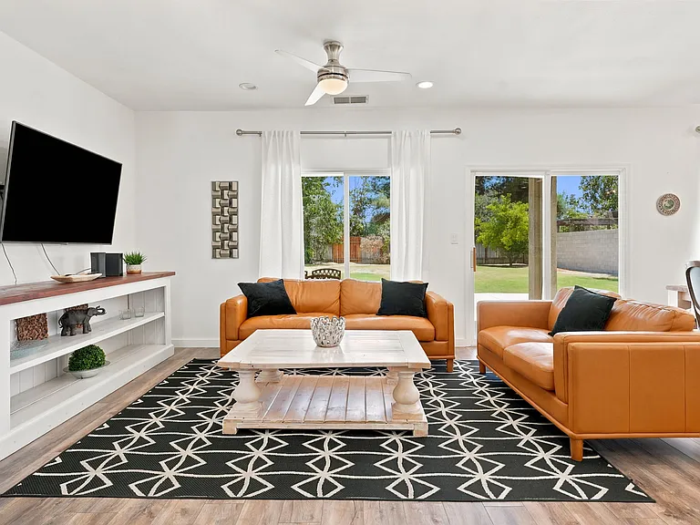 11505 Equinox Ave — Photo 7