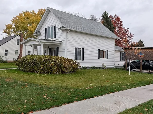 251 W Maple St, Edgerton, MN 56128
