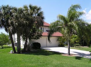 529 Shetland Cir, Nokomis, FL 34275