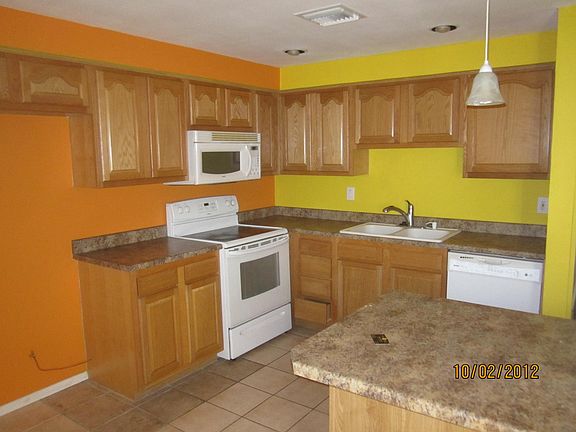 2nd image of 3233 E Friess Dr