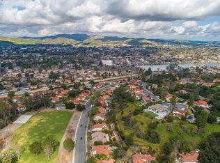 2146 Glastonbury Rd, Thousand Oaks, CA 91361