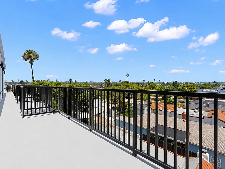 1808 Lincoln Blvd — Photo 17