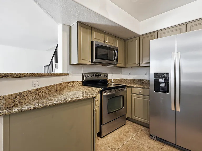 1492 N Saddle St — Photo 11