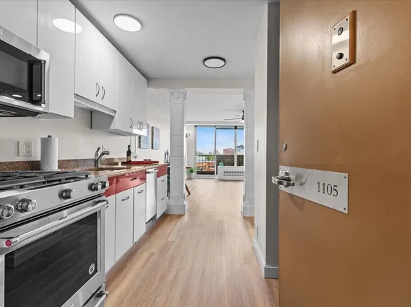 44 Washington St APT 1105, Brookline, MA 02445