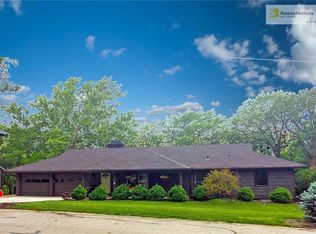 172 Terrace Trl S, Lenexa, KS 66217