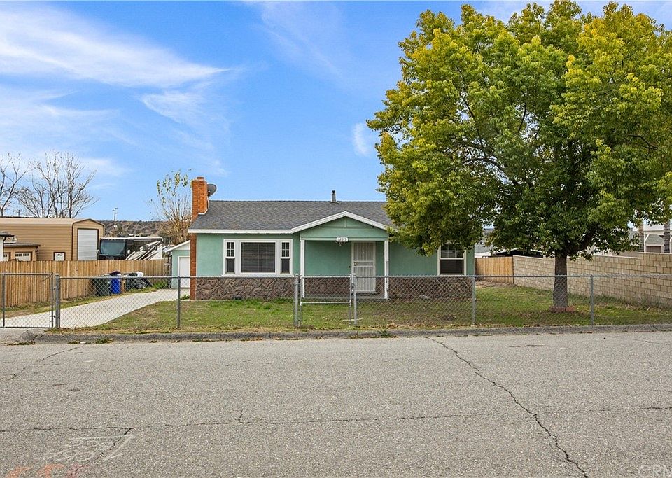 32215 Kentucky St, Yucaipa, CA 92399 Zillow