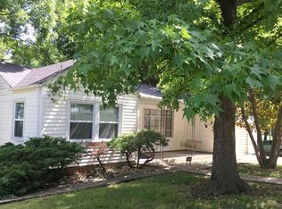 601 E 14th St, Carthage, MO 64836