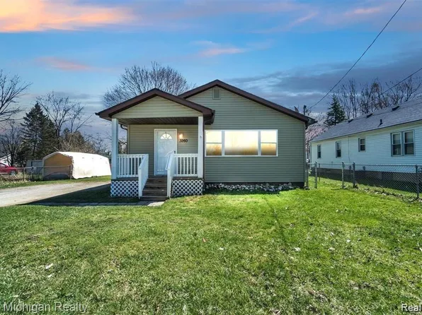 3260 Huggins Ave, Flint, MI 48506