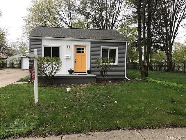 1st image of 1426 E Elza Ave