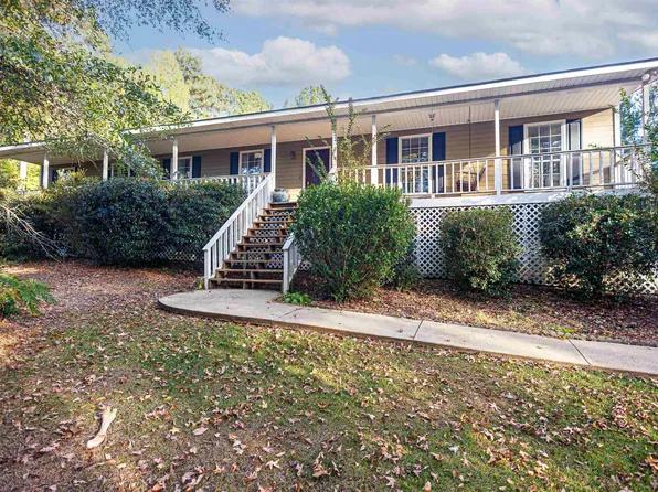 501 Cedar Creek Dr, Sylacauga, AL 35151