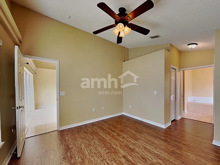 950 Woodsong Way — Photo 9