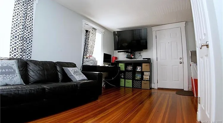 740 Quinnipiac Ave #2 — Photo 10