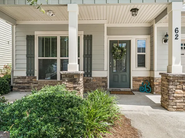 62 Seabiscuit Ct, Newnan, GA 30263