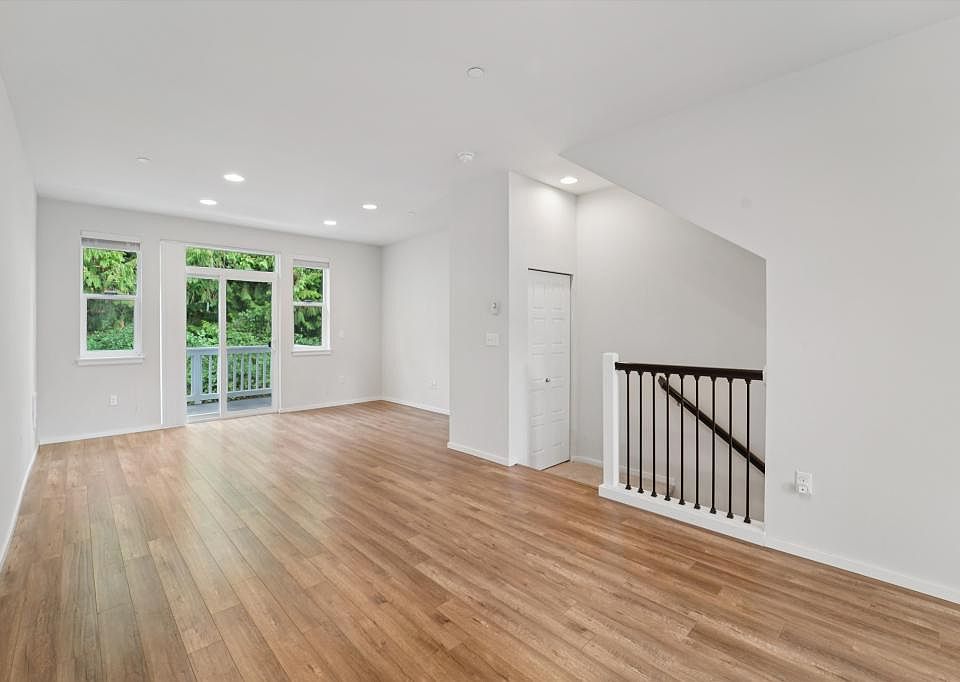 Living & dining room main floor