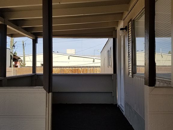 4th image of 1861 Montclair Dr