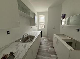 72 Kirkland St APT 33, Cambridge, MA 02138