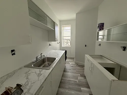 72 Kirkland St #2 Photo 1
