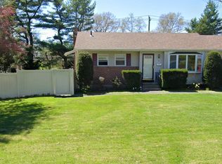42 Crocus Ln, Commack, NY 11725