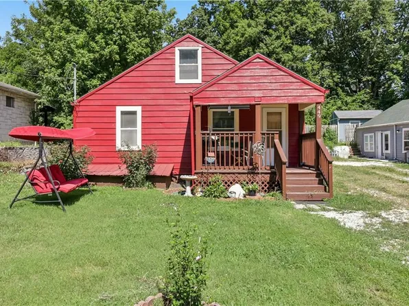 449 N 31st St, Kansas City, KS 66102