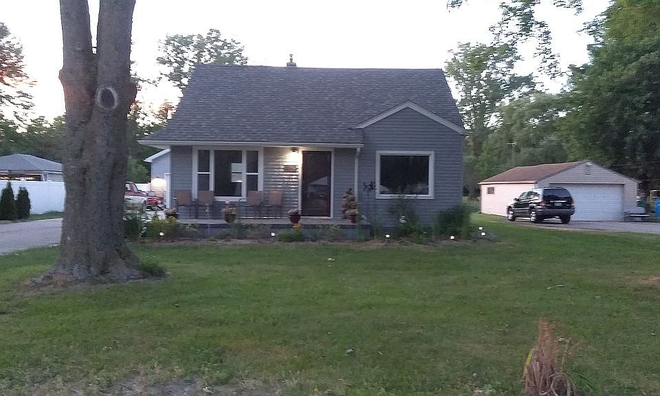 1st image of 47064 Ayres Ave