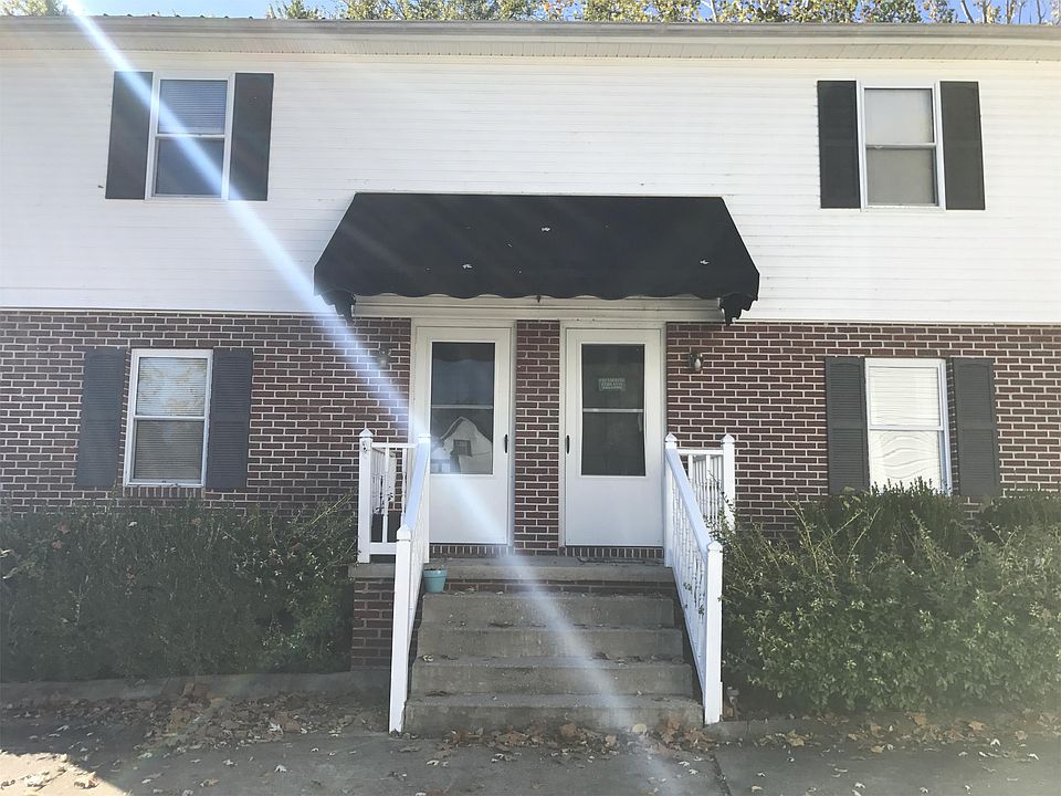 1st image of 14 Werner Dr APT 5