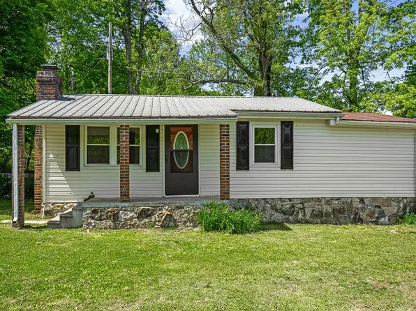 469 King Hill Rd, Red Boiling Springs, TN 37150