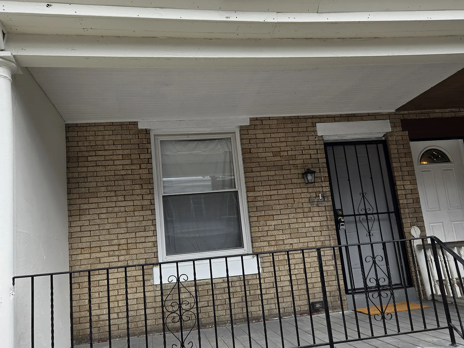 3 bed, 1158 sqft, $1,800 — Photo 1