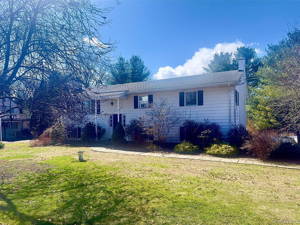 1st image of 130 Grand Street