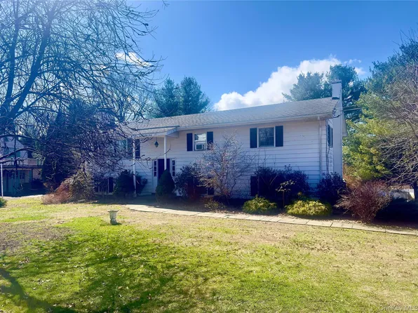 130 Grand Street, Highland, NY 12528