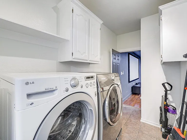 3913 Baywatch Dr — Photo 30