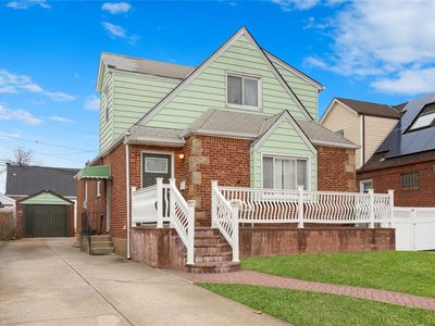 127 Locustwood Boulevard, Elmont, NY, 11003