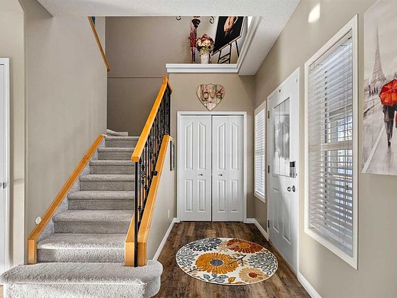 3rd image of 76 Inverness Dr SE