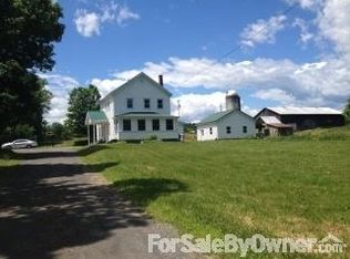 15 Dickinson Ln, Gansevoort, NY 12831