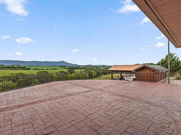 53rd image of 1020 Thomas Rd