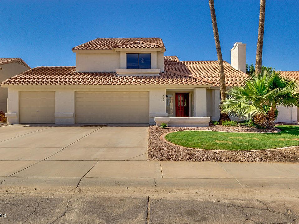 2nd image of 4102 E Thistle Landing Dr