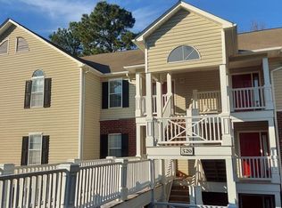 320 Bubble Creek Ct UNIT 11, Fayetteville, NC 28311