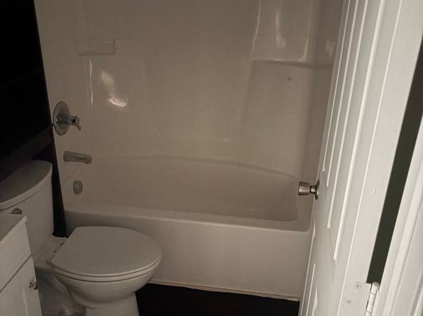 118 E Main St Unit 3